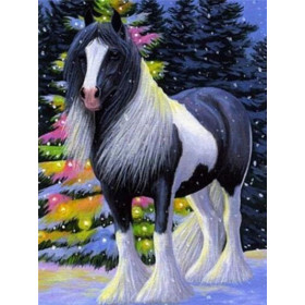 Majestueuze diamantbruierij van een paard in de winter